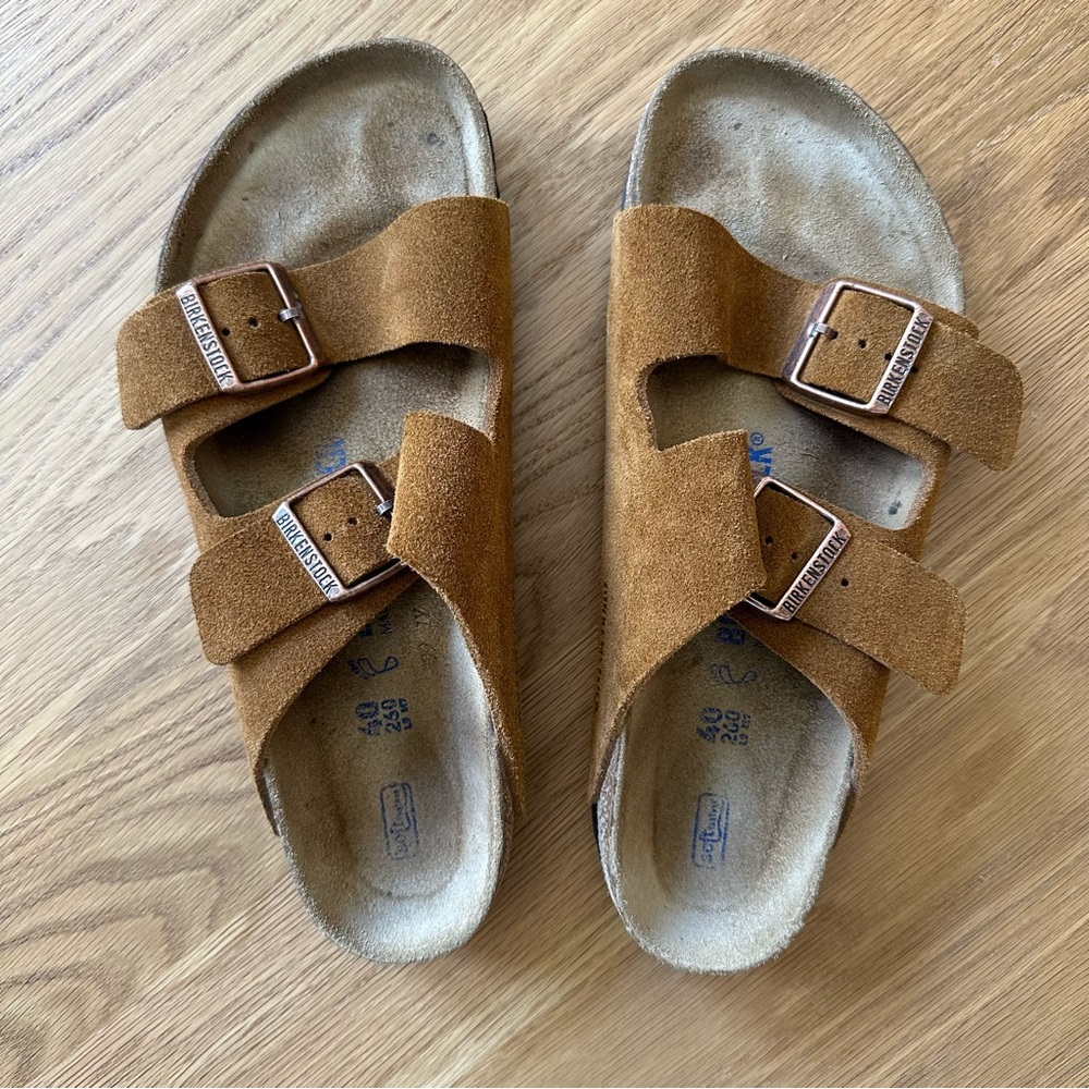 Suede Birkenstocks Softfoot Size 40